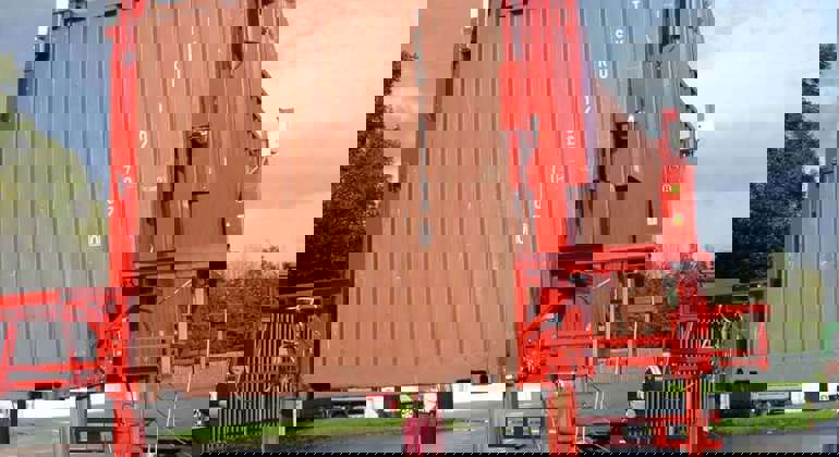 Container Lifting Slide2