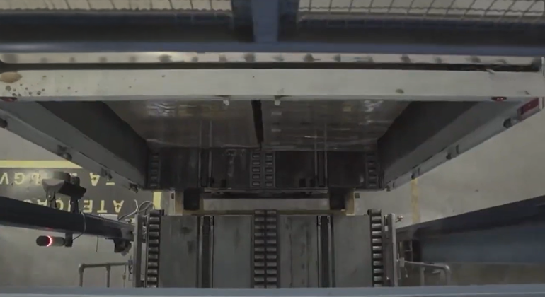 YPE X Joloda Hydraoll Automated Loading Slipchain 8