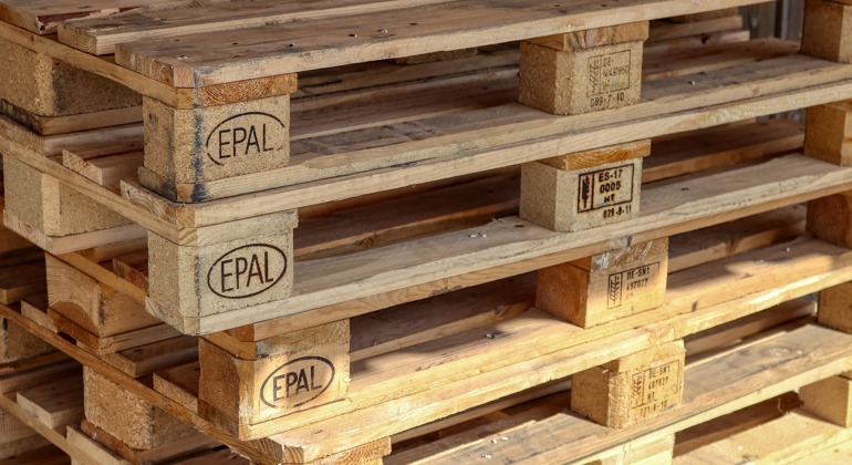 Euro Pallet Stack (5)