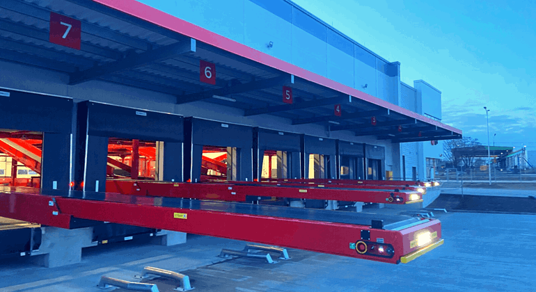 Belted Telescopic Conveyor (13)