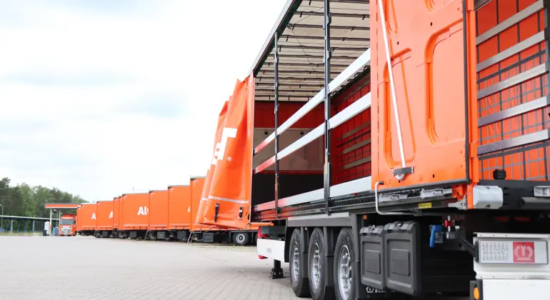 Grupa SKAT Skate & Track Trailer 4