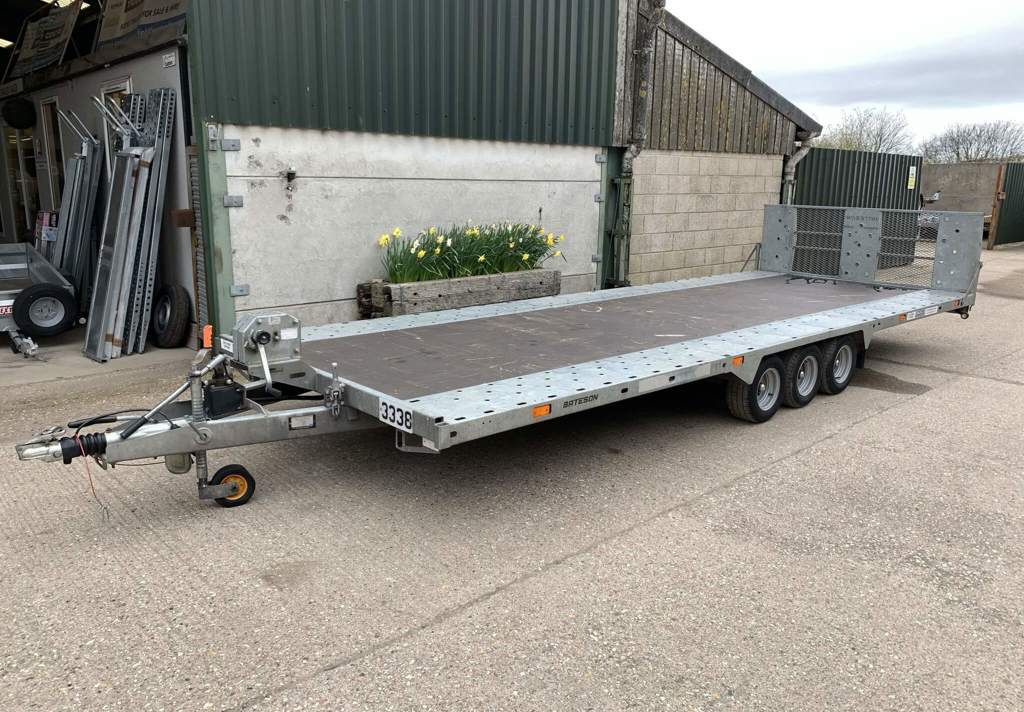 Tilt Bed Trailer