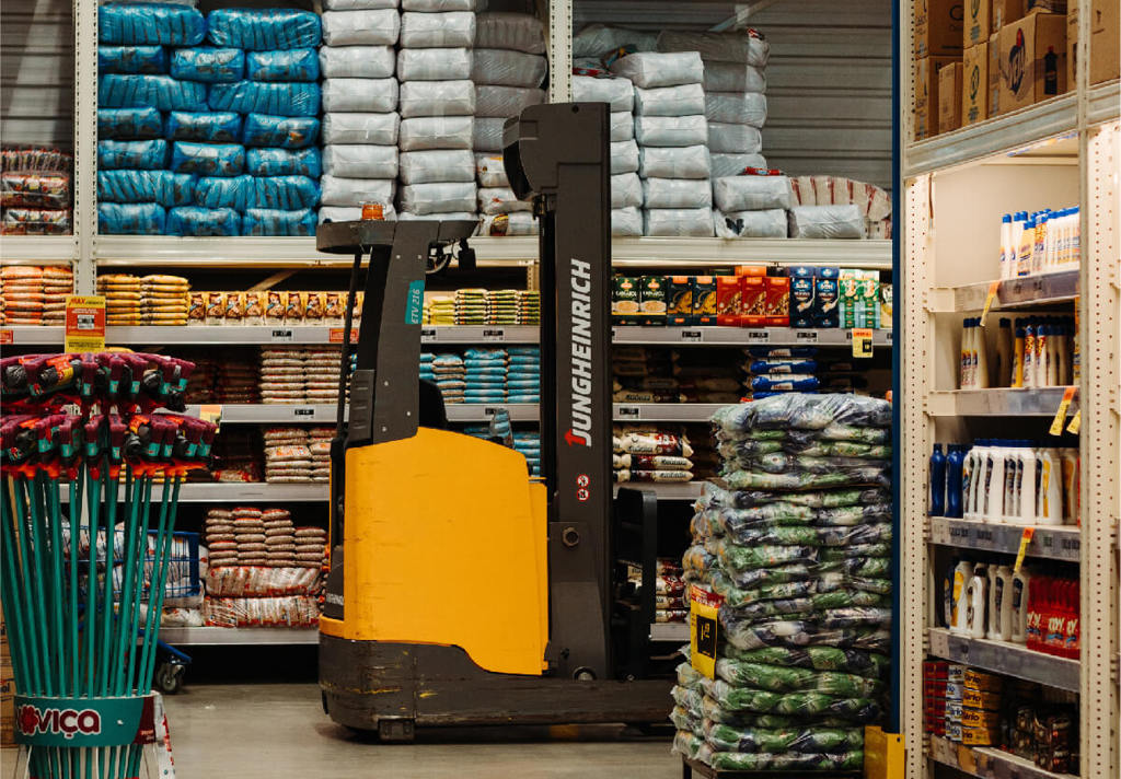 A Complete Guide To Warehouse Logistics 01 03