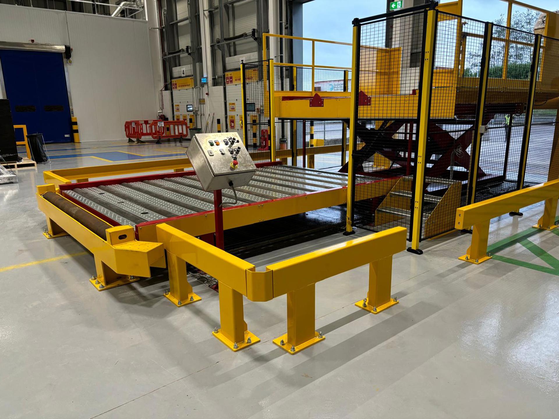 Truck Dock Interface Barrier Powered Rollerbed (11)