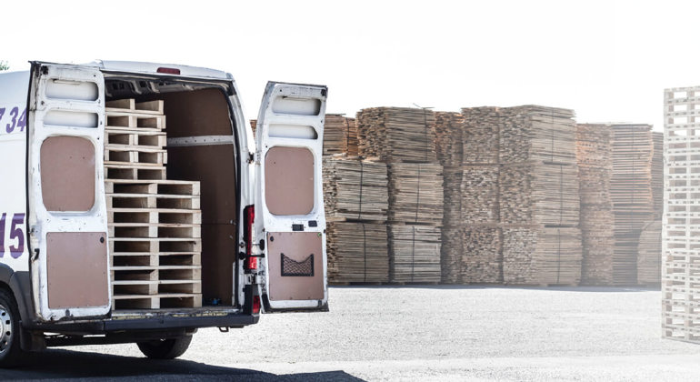 Ultimate Guide to Safe Loading and Unloading | Joloda Hydraroll