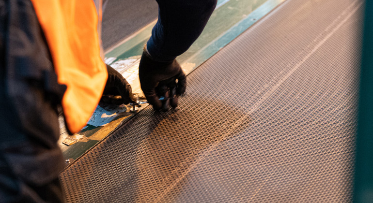 Conveyor Servicing (2)