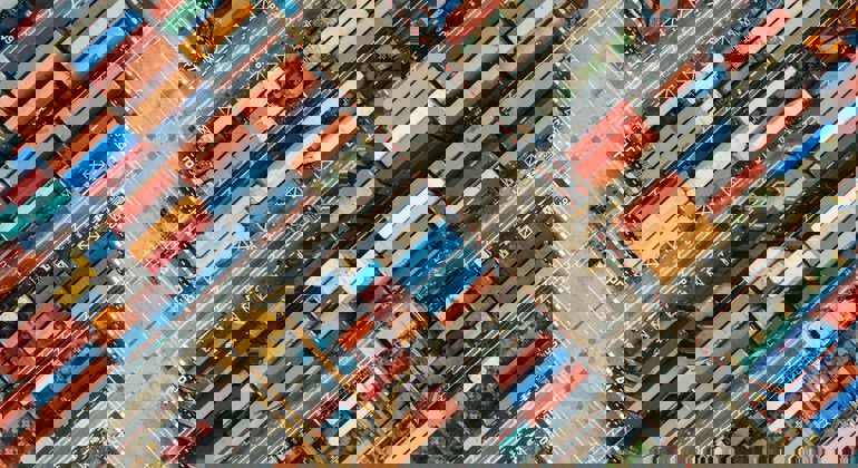 Container (2)