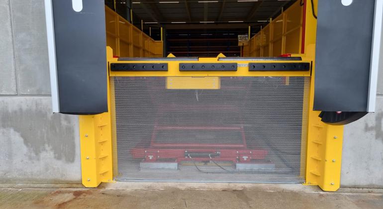 Rising Beam Truck Dock